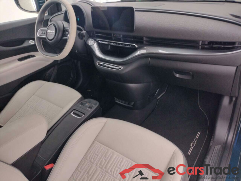FIAT 500E CABRIO LA PRIMA BY BOCELLI 42 KWH #3