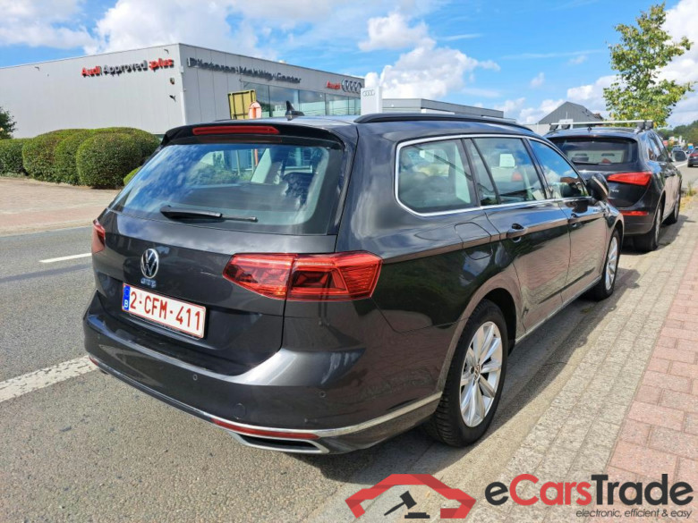 VOLKSWAGEN - VW  PASSAT VARIANT TSI 218PK GTE DSG6 Business With Climatic & Navigation & Cruise Control & Park Sensors Front & Rear * HYBRID * #2