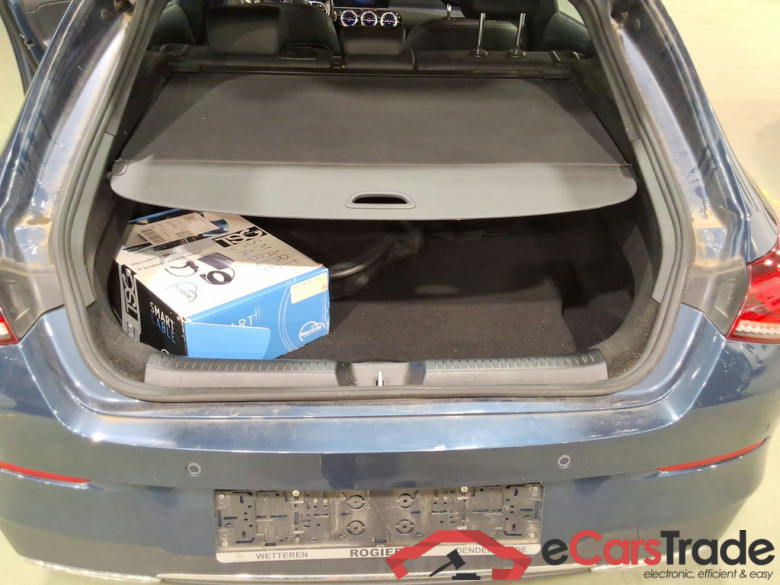 MERCEDES-BENZ CLA 1.3 CLA 250 E BUSINESS SOLUTION DCT #3