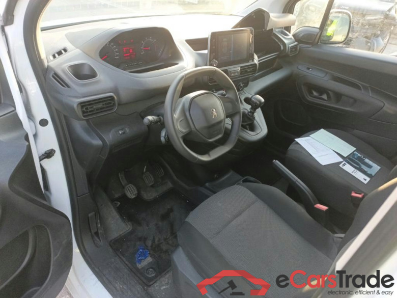 PEUGEOT Partner / 2018 / 3P / furgón derivado de turismo Pro Standard 600kg BlueHDi 73kW (CM2) #3