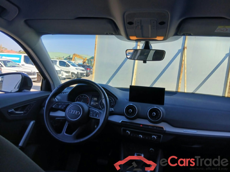 AUDI Q2 / 2020 / 5P / todoterreno Advanced 35 TFSI 110kW (150CV) S tronic (AC) #3