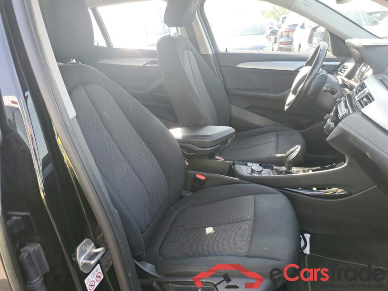 BMW X2 / 2017 / 5P / todoterreno sDrive18d #6