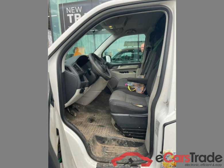 VOLKSWAGEN Transporter T6 1000 Fou Swb Dsl Transporter 2.0 TDi SCR BMT #2