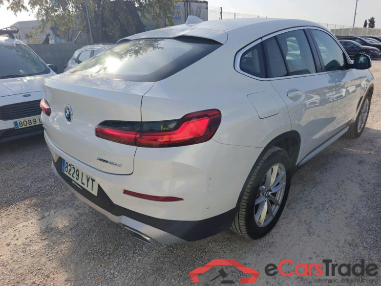 BMW X4 / 2021 / 5P / todoterreno xDrive20d xLine #2