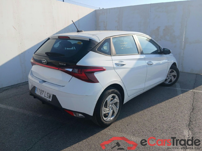 HYUNDAI i20 / 2020 / 5P / berlina con portón 1.0 TGDI 74kW (100CV) 48V Essence #2