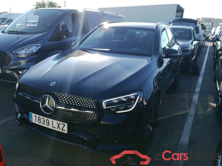 MERCEDES-BENZ Clase GLC / 2019 / 5P / todoterreno GLC 300 d 4MATIC