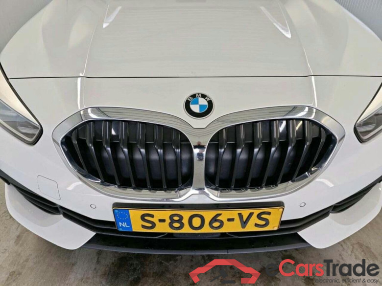 BMW 1-serie 118i Intro Ed. #4