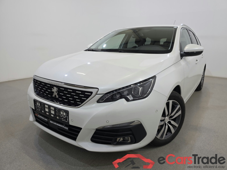 Peugeot 308 SW 1.2 PureTech Allure Aut. LED Display 1/2 Leather Camera Klima PDC ...