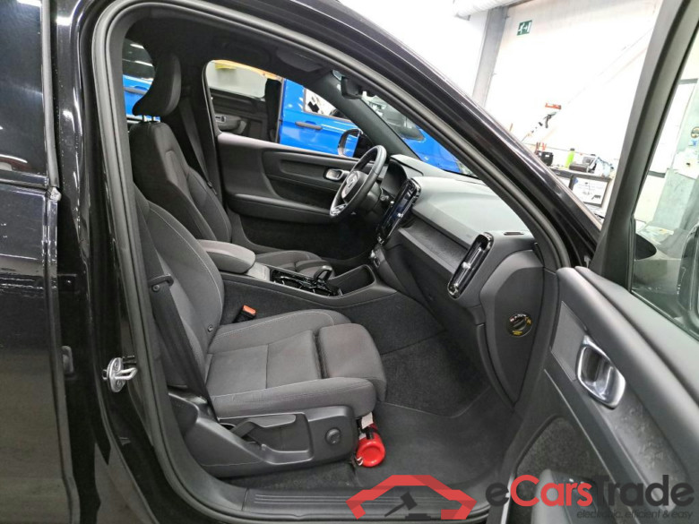VOLVO - VOL XC40 Recharge 231PK Core  * ELECTRIC * #3