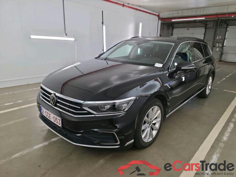 Volkswagen Passat Variant Passat Variant 1.4 TSI DSG6 GTE Business (PHEV) 160kW/218pk  5D/P Auto-6 #1