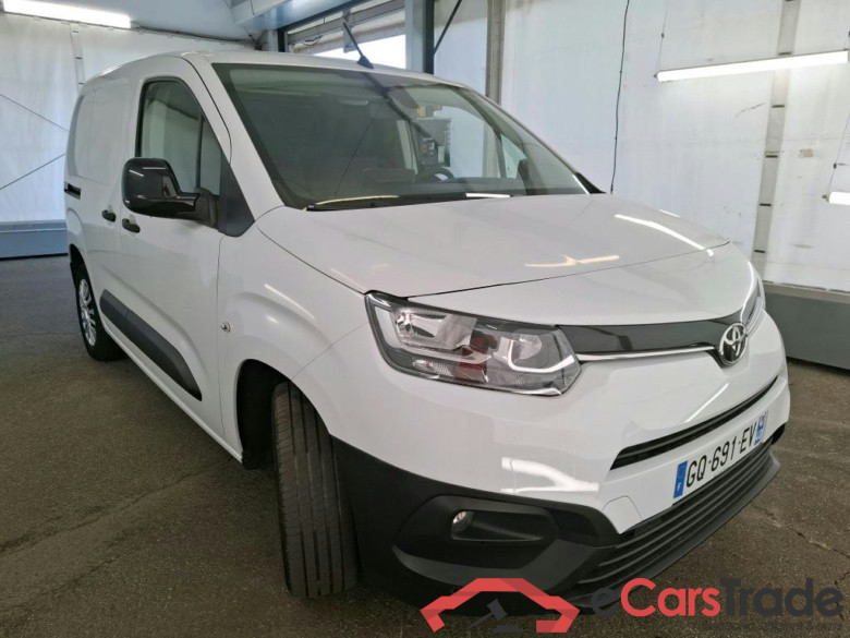 TOYOTA Proace City / 2019 / 4P / Fourgonnette 1.5 Medium 100 D-4D Business #4