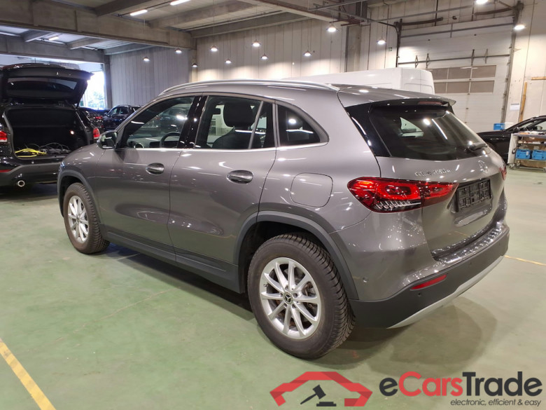 Mercedes GLA 250e Plug-In Hybrid Aut. LED Widescreen Navi Sport-Leather KeylessGo Camera Klima PDC ... #4