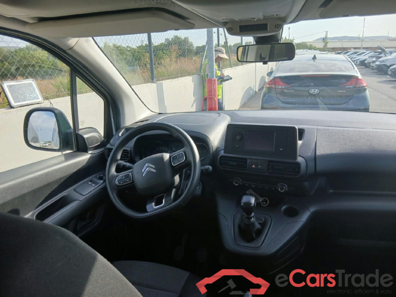 CITROEN Berlingo / 2018 / 4P / combi Talla M BlueHDi 100 S&S LIVE PACK #3