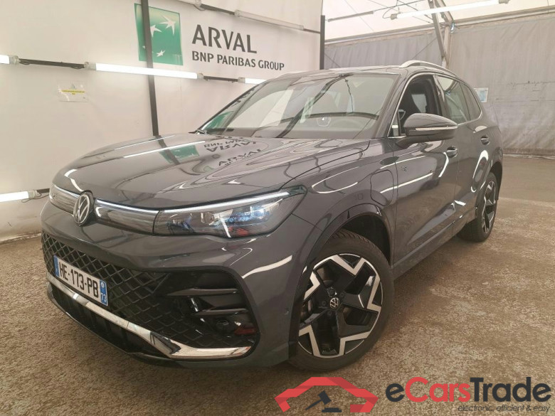 VOLKSWAGEN Tiguan / 2023 / 5P / SUV 1.5 EHYBRID 204 DSG6 R-LINE EDITION(SP) #1