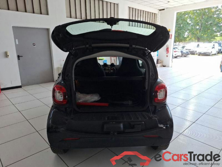 SMART FORTWO COUPÈ / 2019 / 3P / COUPE EQ 60KW PASSION #5