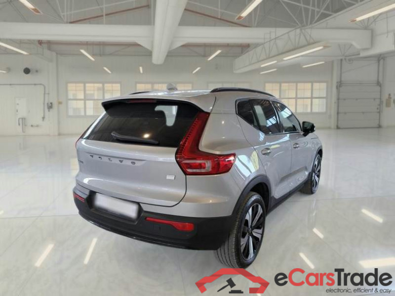 VOLVO XC40 / 2021 / 5P / SUV RECHARGE PLUS #2