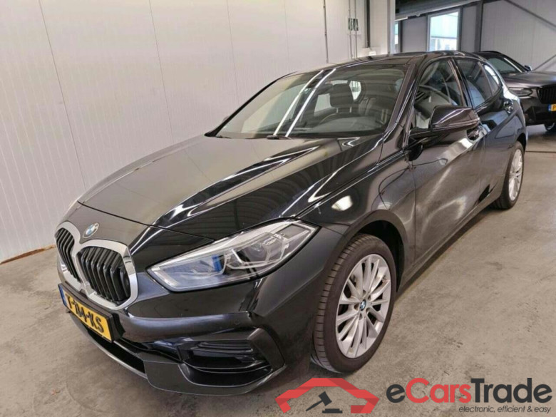 BMW 1-serie 118i Intro Ed. #1