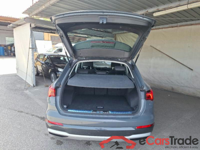 AUDI Q3 / 2018 / 5P / SUV 35 TDI S TRONIC BUSINESS ADVANCED #5