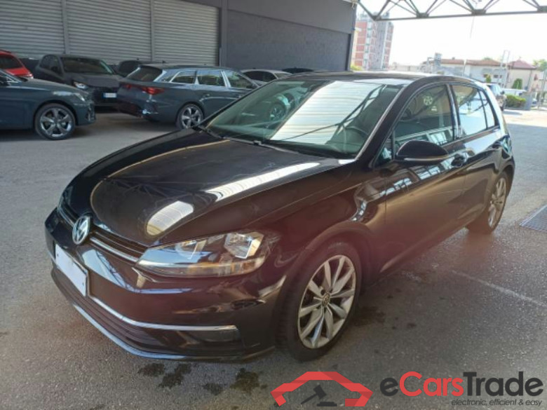 VOLKSWAGEN GOLF / 2017 / 5P / BERLINA 2.0 TDI EXECUTIVE BMT DSG #1