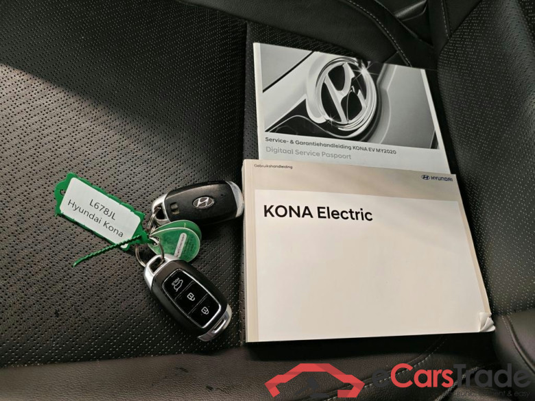 Hyundai KONA Limited Electric 64 kWh 5d #4