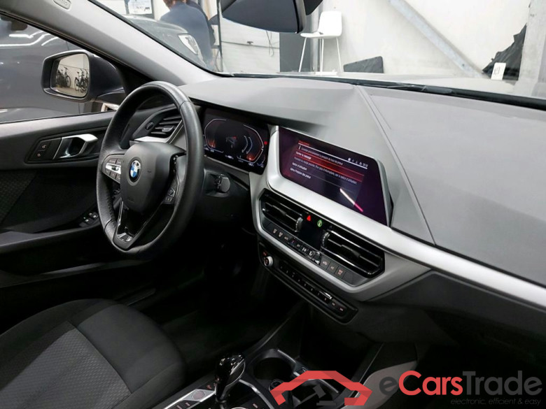 BMW - BMW 1 HATCH 116iA 109PK Business Edition & Pack Business & PDC Front & Rear * PETROL * #3