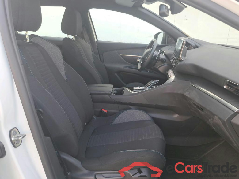 PEUGEOT 3008 / 2020 / 5P / todoterreno 1.5 BlueHDi 96kW Active Pack EAT8 #6