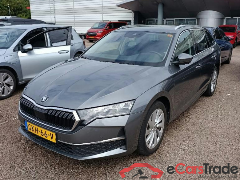 SKODA OCTAVIA COMBI 1.5 TSI Bns. Edition
