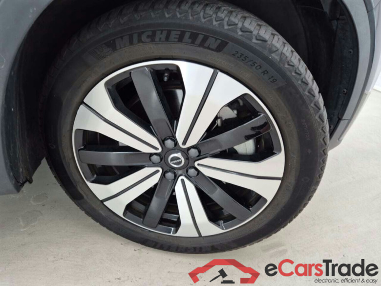 VOLVO XC40 RECHARGE CORE #5