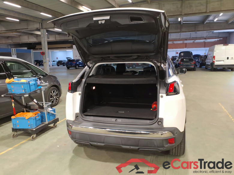 PEUGEOT 3008 - 2016 1.2 PureTech Allure (EU6.3) #3
