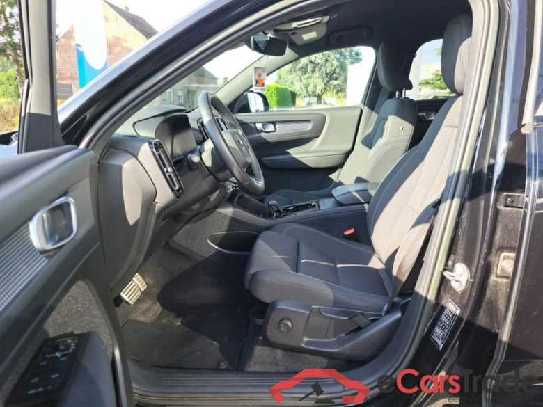 VOLVO XC40 BEV 70KWH RECHARGE CORE #5