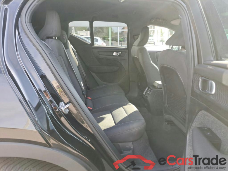 VOLVO XC40 BEV 70KWH RECHARGE CORE #6