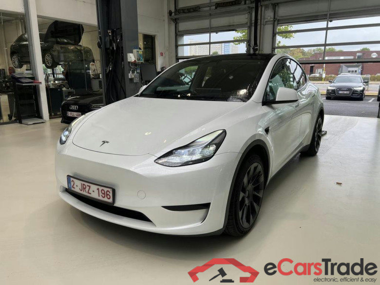 TESLA Model Y 52 kWh Standard Range RWD