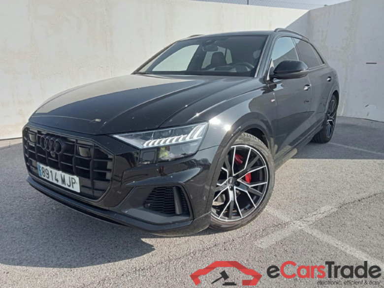 AUDI Q8 / 2018 / 5P / todoterreno 55 TFSIe 280kW Black Line Pl quattro tip