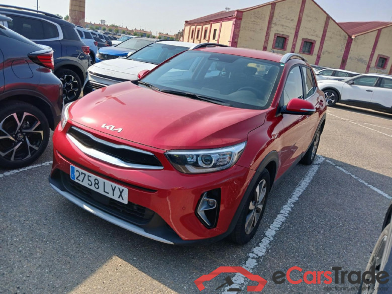 KIA Stonic / 2017 / 5P / todoterreno 1.0 T-GDi 74kW (100CV) MHEV iMT Drive #1