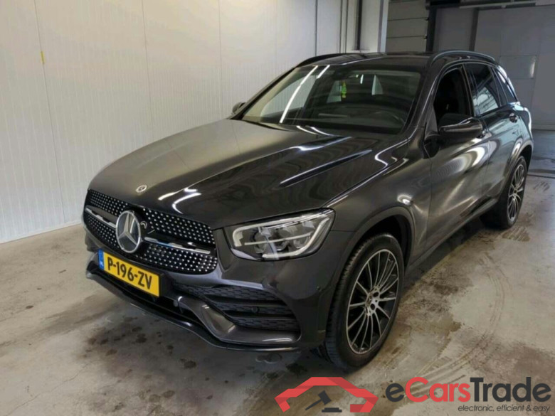 MERCEDES-BENZ GLC-Klasse 300e 4M Bns Sol. AMG