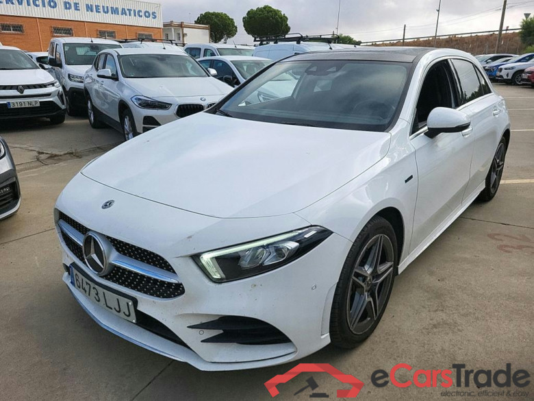 MERCEDES-BENZ Clase A / 2018 / 5P / berlina con portón A 250 e