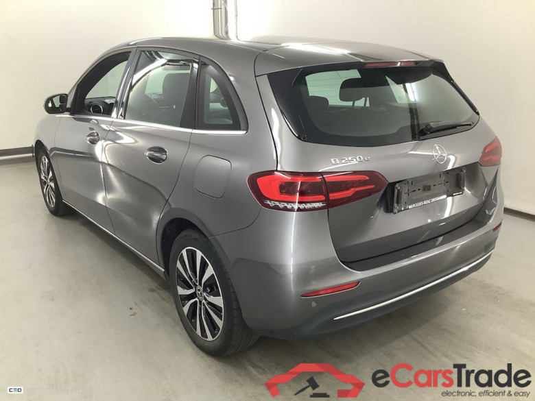 MERCEDES-BENZ B-CLASS 1.3 B 250 E BUSINESS SOLUTION DCT #3