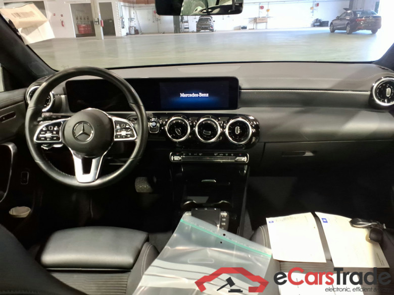 MERCEDES-BENZ CLA - Klasse 1.3 CLA 250 E BUSINESS SOLUTION DCT #6