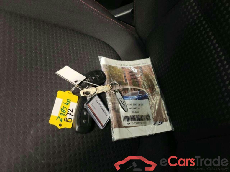 FORD Focus Wagon 1.0 EBH ST Line #4
