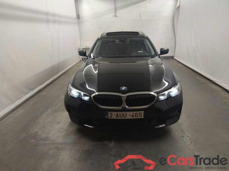BMW 3 Reeks Touring 318dA (110 kW) 5d #5