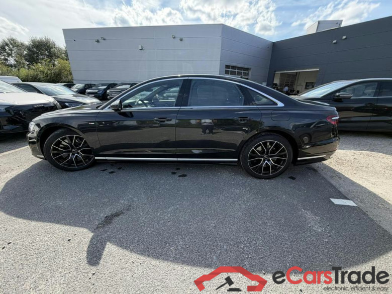 AUDI A8 PHEV 60 TFSI e Quattro Tiptronic (340 kW)