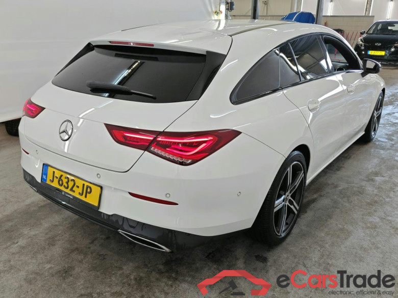 Mercedes-Benz CLA Shooting Brake CLA 200 DCT Business Solution 5d #2
