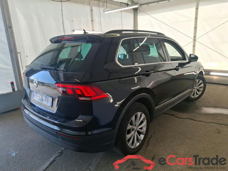 VOLKSWAGEN Tiguan / 2016 / 5P / SUV 1.5 TSI 150 EVO DSG7 Confortline Busines #3