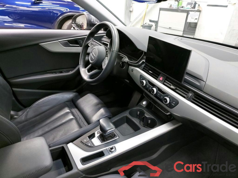 AUDI - AUD A4 AVANT 30 TDi 136PK S-Tronic Attraction Business Edition & Pack Business Plus With Heated Sport Seats & Cruise Cotnrol & Assistance City & APS Front & Rear & Camera #3