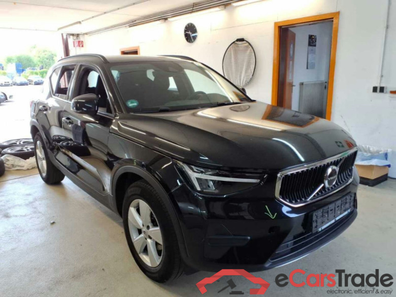 Volvo XC40  #1