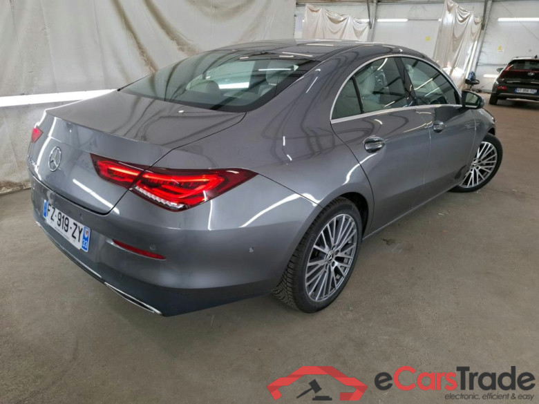 MERCEDES-BENZ CLA Coupe / 2019 / 4P / Coupé CLA 200 d Business Line BA8 #3