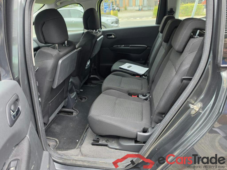 PEUGEOT 5008 Dsl 5008 1.6 HDi Premium FAP #5