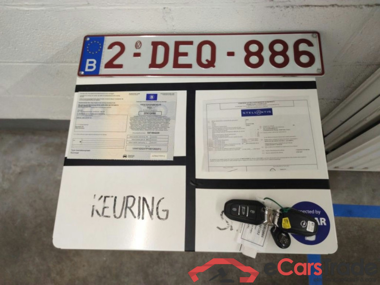 Opel Astra 1.6 Turbo Hybrid 132kW Business Edition 5d #4