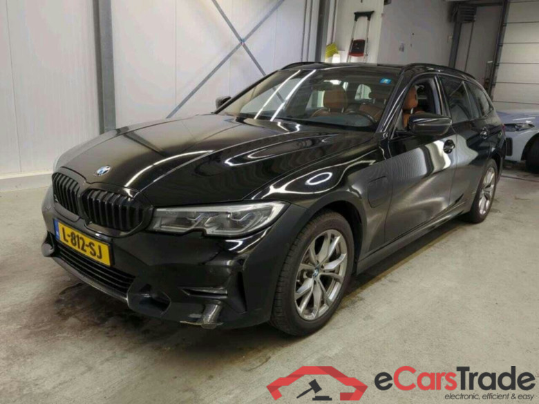 BMW 3-serie Touring 320e Bns Ed.P #1