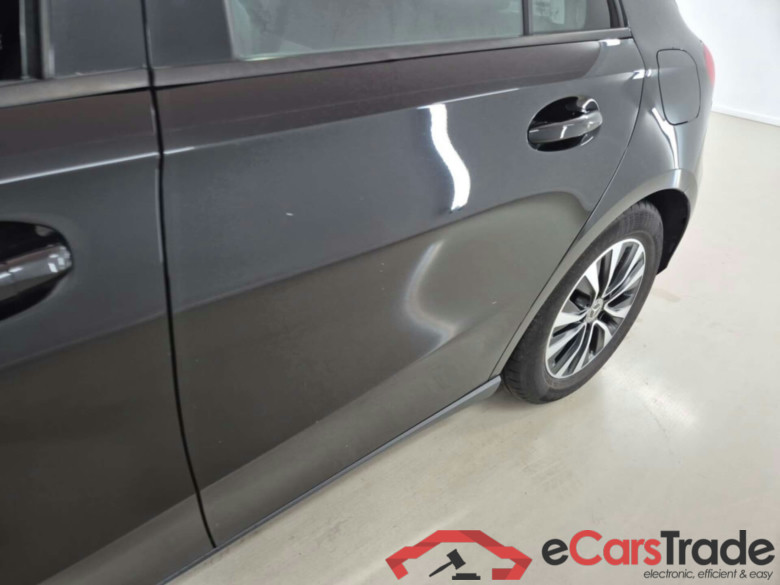 MERCEDES-BENZ A-KLASSE 180 BUSINESS LINE #4